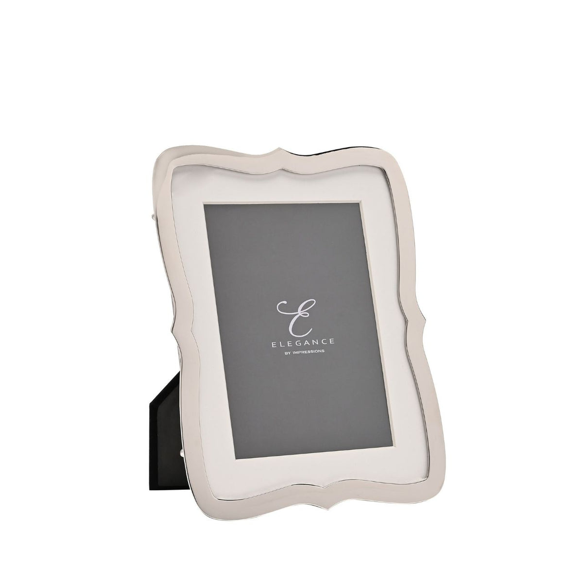 Its wavy edge design adds an elegant touch, elevating the display of cherished memories.