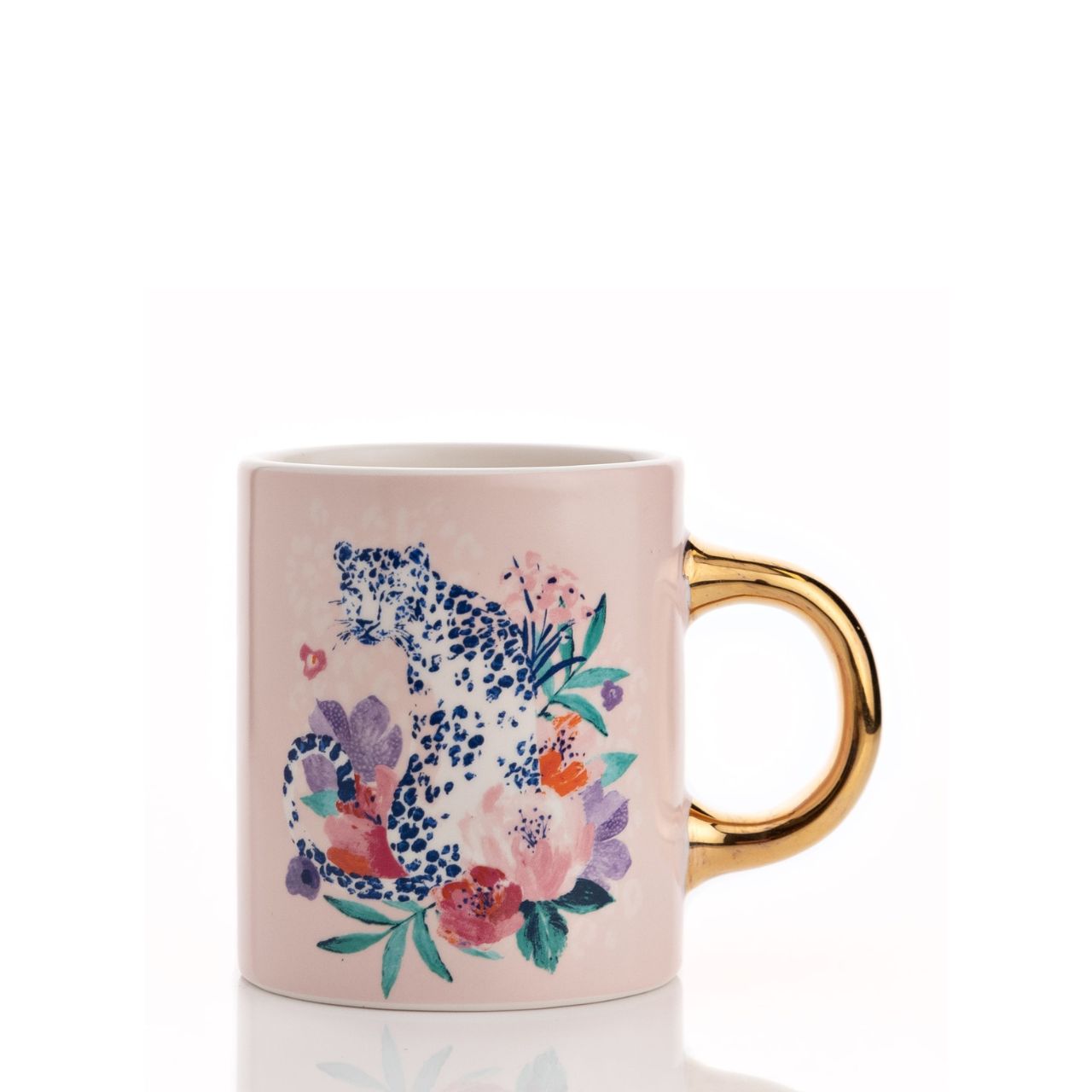 Complete with a beautiful foiled gift box and a gold-plated handle, this contemporary mug is a perfect gift for a stylish lady.