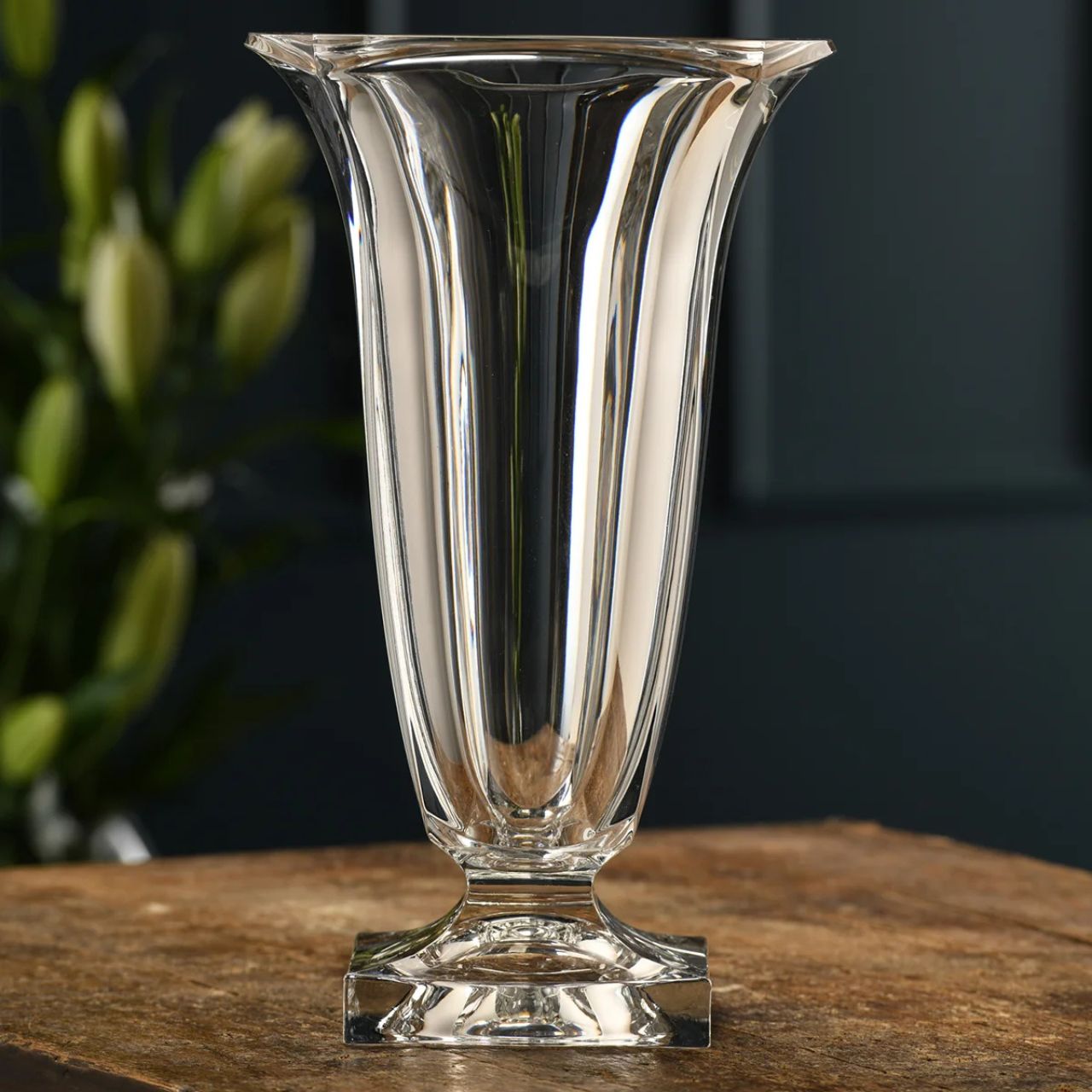 Our Large Footed Masterpiece Vase is a perfect Gift for Sporting and Corporate Events.
