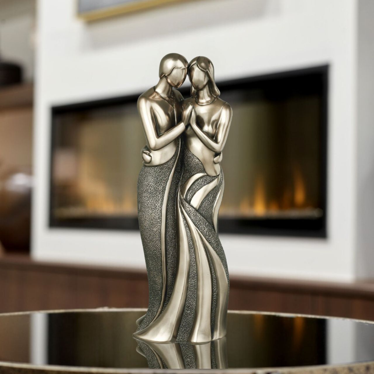 Perfect for art lovers or for an occasional gift such as a wedding gift, or an engagement gift.