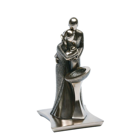 Exquisitely hand finished in its detail, it depicts in wonderful detail the magic and unity of love.