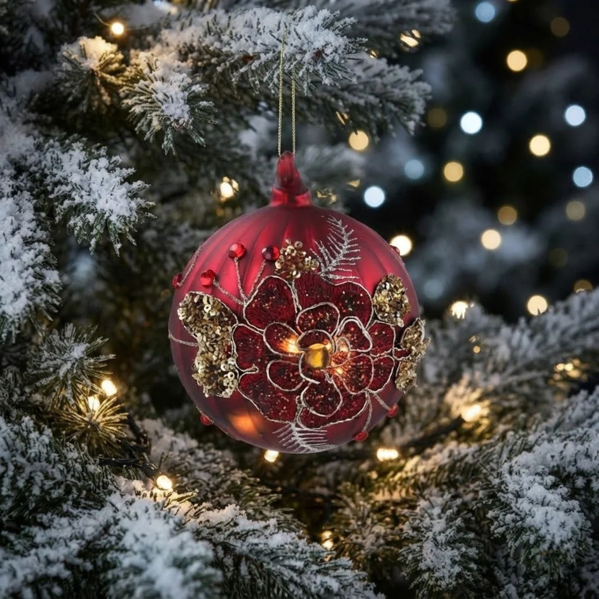 Browse our beautiful range of luxury Christmas tree decorations, baubles &amp; ornaments for your tree this Christmas.