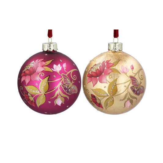 Bring festive elegance to your tree with this stunning Gisela Graham Fuchsia & Gold Leaf Floribunda Glass Bauble. Hand-crafted from 100% glass, this ornament features delicate fuchsia tones complemented by shimmering gold leaf detailing inspired by the charming floribunda flower.