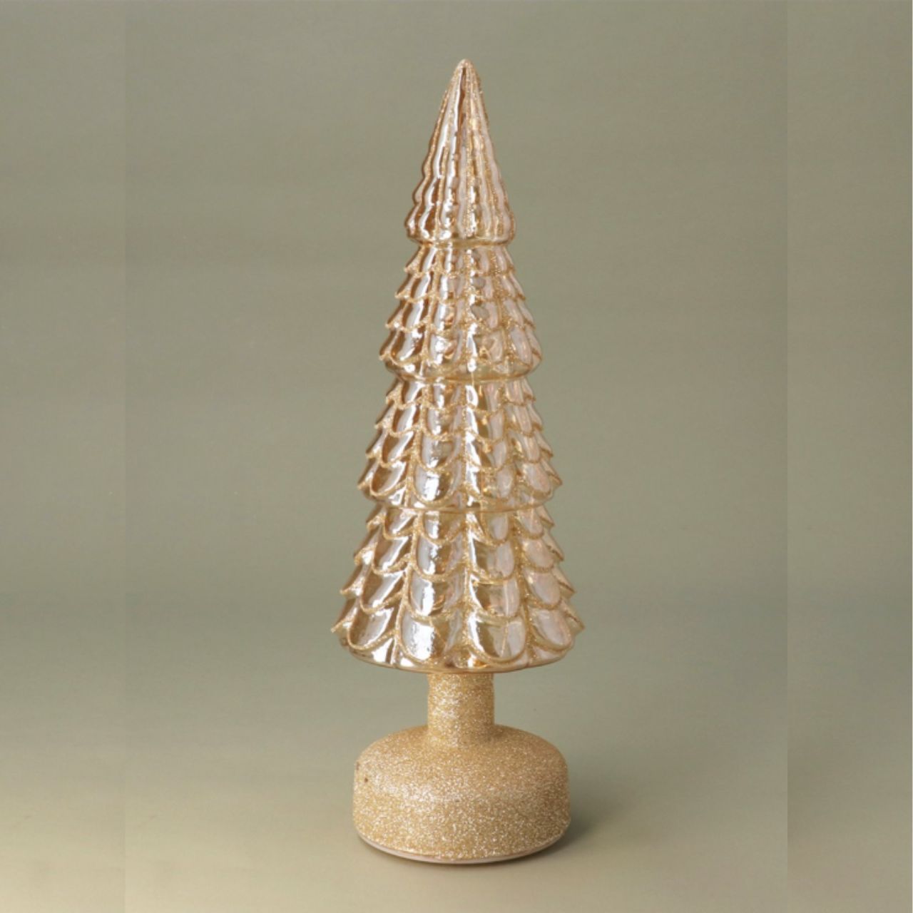 Elevate your holiday décor with the Gisela Graham Gold LED Christmas Tree Ornament. Crafted with elegant gold detailing, this ornament features a subtle LED light that adds a warm, refined glow to your tree.