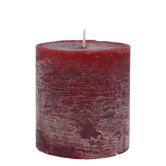 Gisela Graham Pillar Candle - Burgundy Christmas Decoration  This premium burgundy pillar candle from Gisela Graham is a sophisticated addition to any Christmas table. With a long burn time, it offers continual light and atmosphere for special occasions. The warm glow of the candle adds a festive touch to your home.