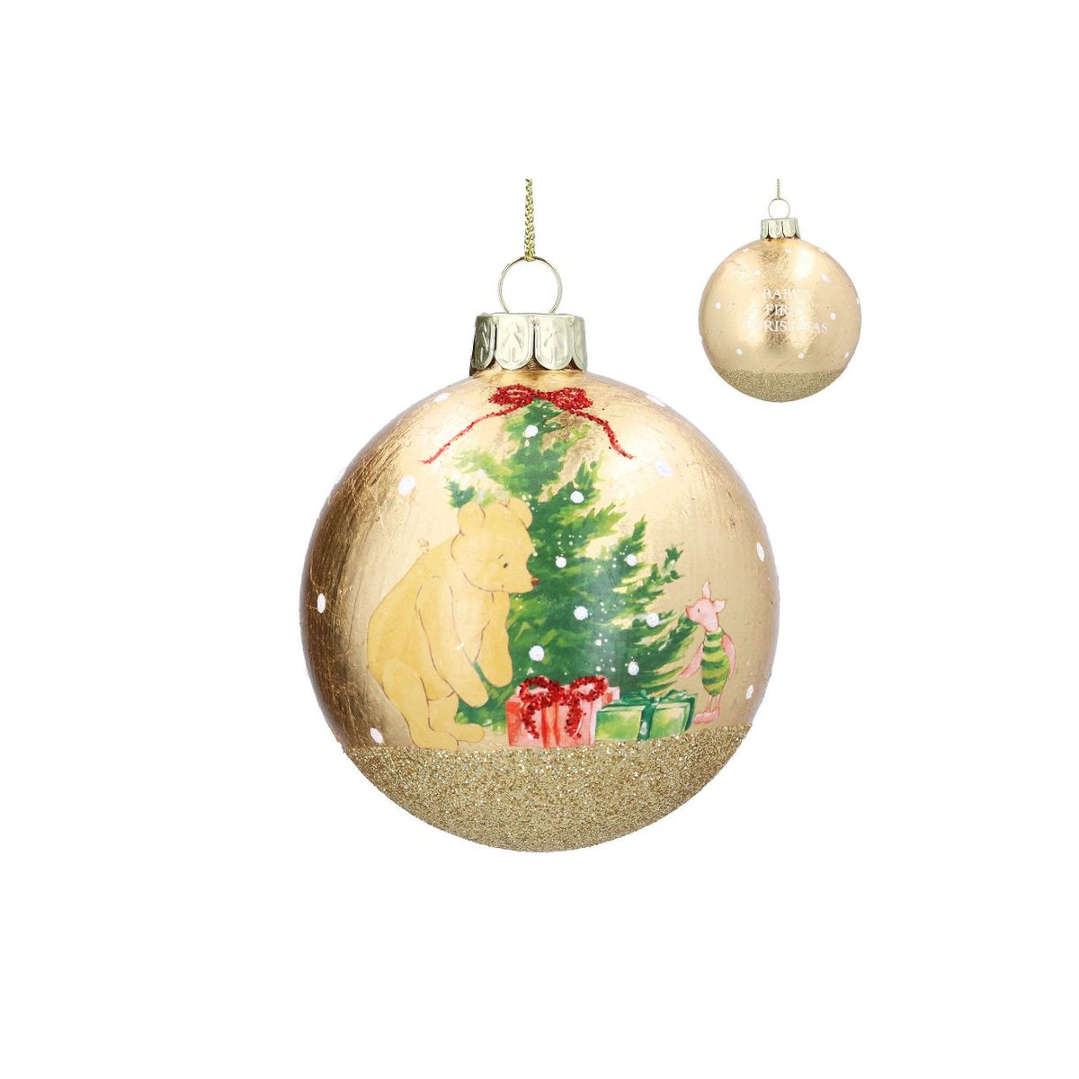 Bring beloved storybook charm to your tree with this enchanting Gisela Graham Winnie-The-Pooh Gold Leaf Christmas Glass Bauble.