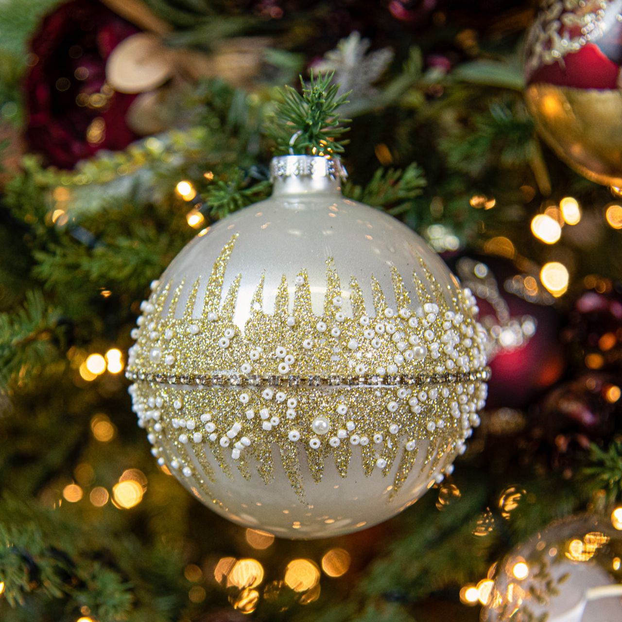 Gisela Graham Christmas Bauble White With Gold Glitter Spikey Band  Browse our beautiful range of luxury Christmas tree decorations, baubles & ornaments for your tree this Christmas.