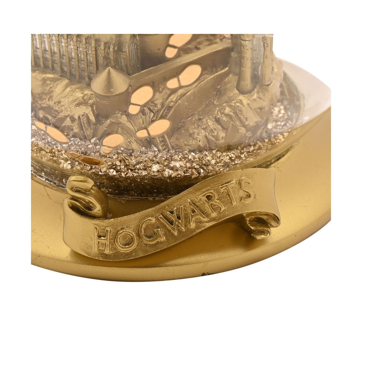 The Warner Bros Harry Potter Alumni LED Collectable Bauble - Hogwarts is a mesmerizing ornament featuring a miniature Hogwarts.