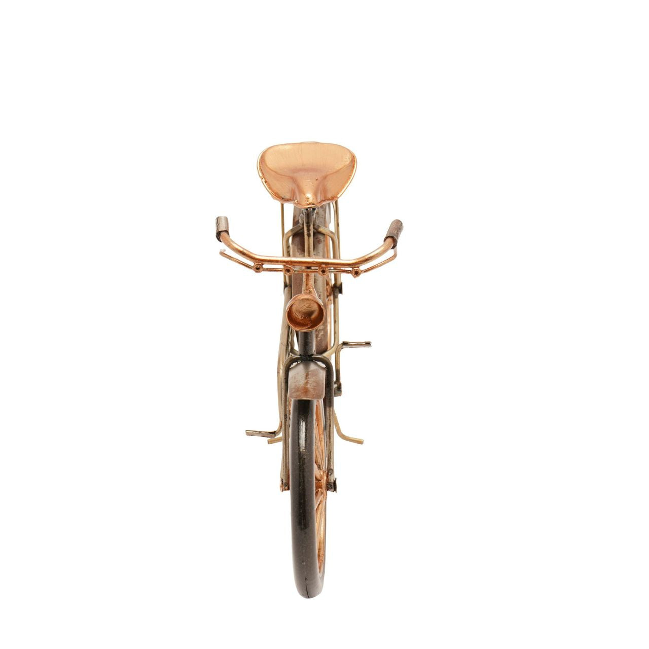 The Harvey Makin Ornament - Bicycle is a decorative accessory inspired by classic cycling design. Suitable for shelves or desks, it offers relaxed gifting appeal.
