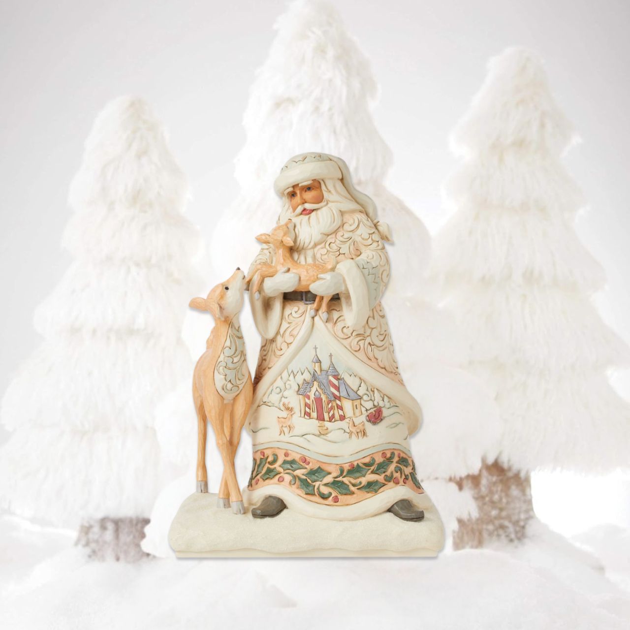 From the White Woodland collection as part of Heartwood Creek by Jim Shore, Santa is with his woodland friends this Christmas period. Comes in a fully branded gift box.