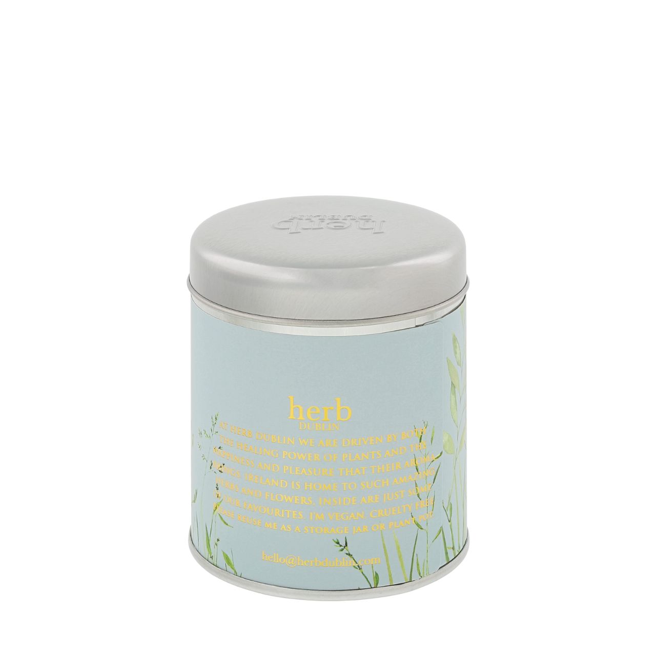 We’ve left the garden and headed to the sea. Fresh Atlantic sea salt and gorgeous coastal elements make this our most light and fresh and Irish scent! We have captured this gorgeous scent for you, available in tins (idea for travel) and jar candles.