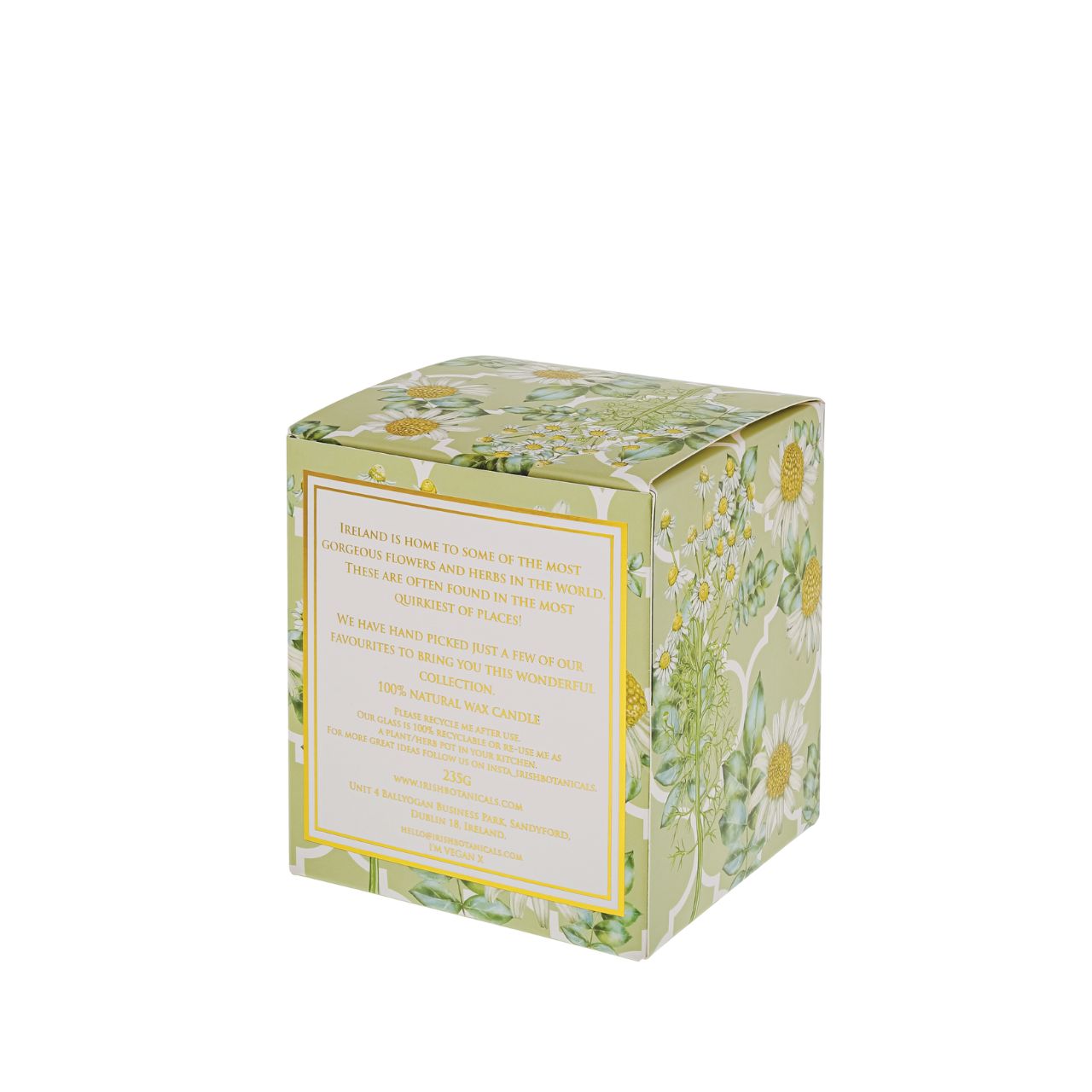 This gorgeous scent has all the relaxing elements that only chamomile can bring but paired with our punchy wild burden thyme it really makes for a gorgeous combination that is both refreshing and so uplifting. Packaged beautifully in Irish Botanicals signature gift box. Burn time 40 hours. 100% natural wax. Cotton Wick.