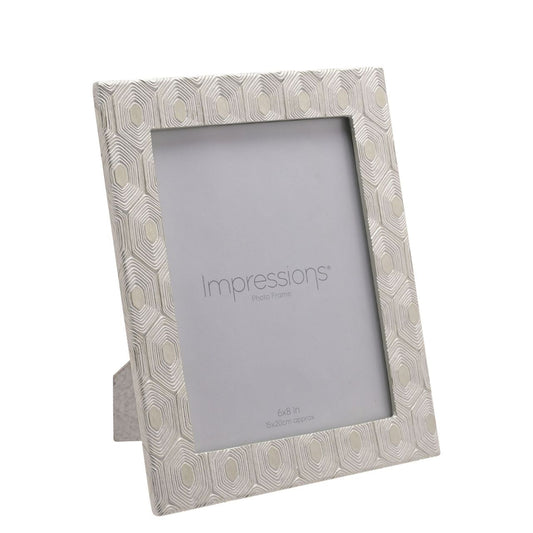 This attractive frame will enhance both the photographs within it and the room it sits within.
