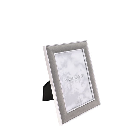 This stylish frame is a true statement piece in which to present treasured photographs at home.