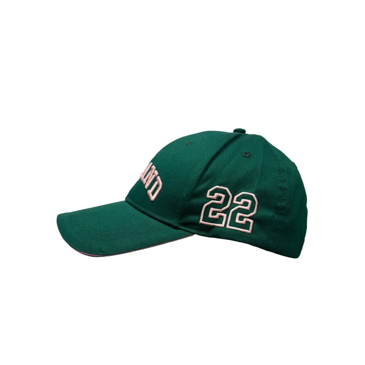 A bold baseball cap combining evergreen and pink tones. Classic shape with modern colour contrast. Ideal for casual outfits.