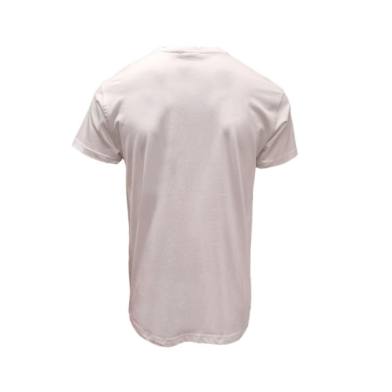 A crisp white tee featuring the warm Irish greeting ‘Céad Míle Fáilte’ for a classic souvenir look. Easy to style and comfortable for everyday outfits. A lovely pick for gifting or bringing a piece of Ireland home.