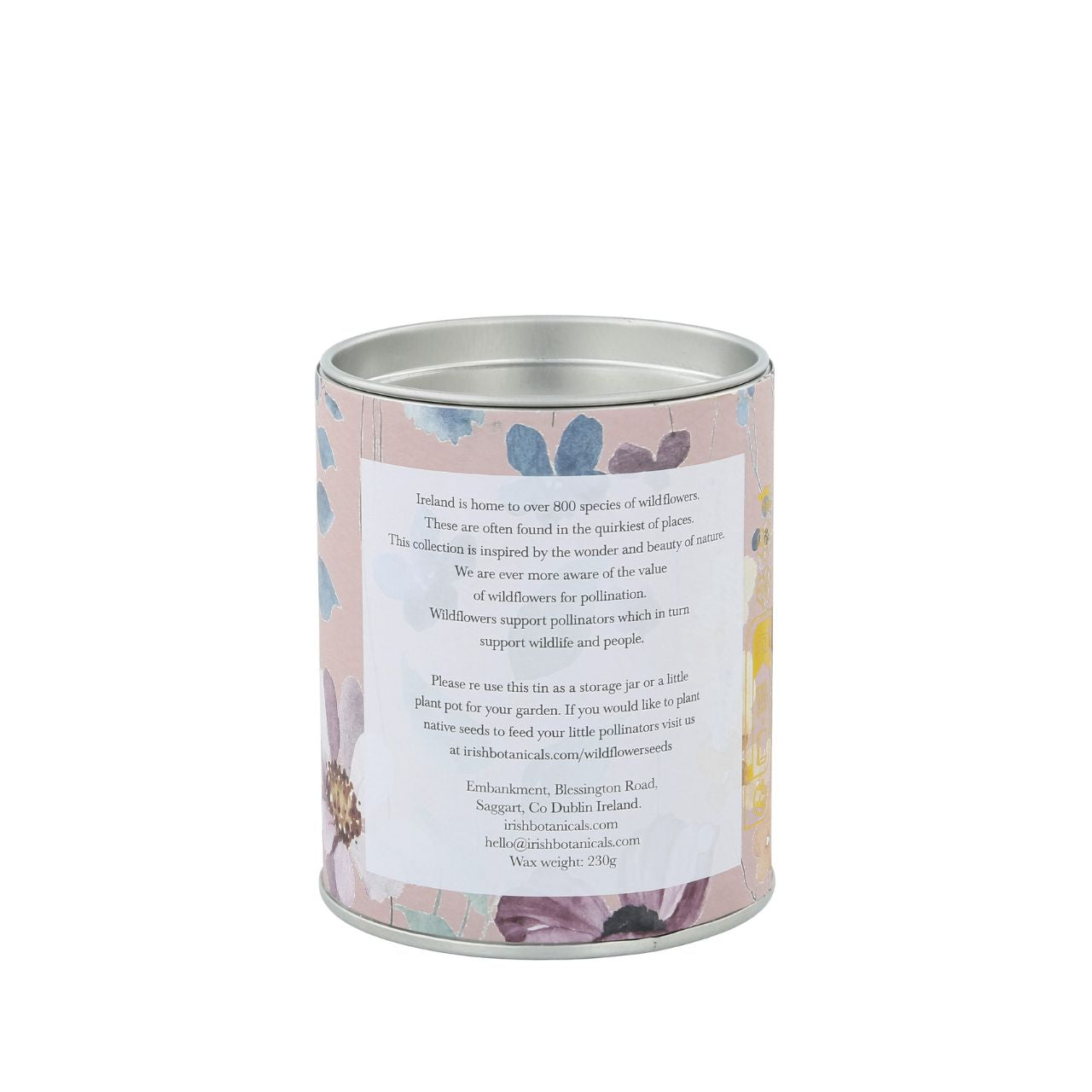 Featuring harmonious Irish fragrances, complemented by real dried flowers. Encased in an eye-catching, decorative tin, this candle combines portability with sophistication, appealing to those seeking elegance and relaxation.