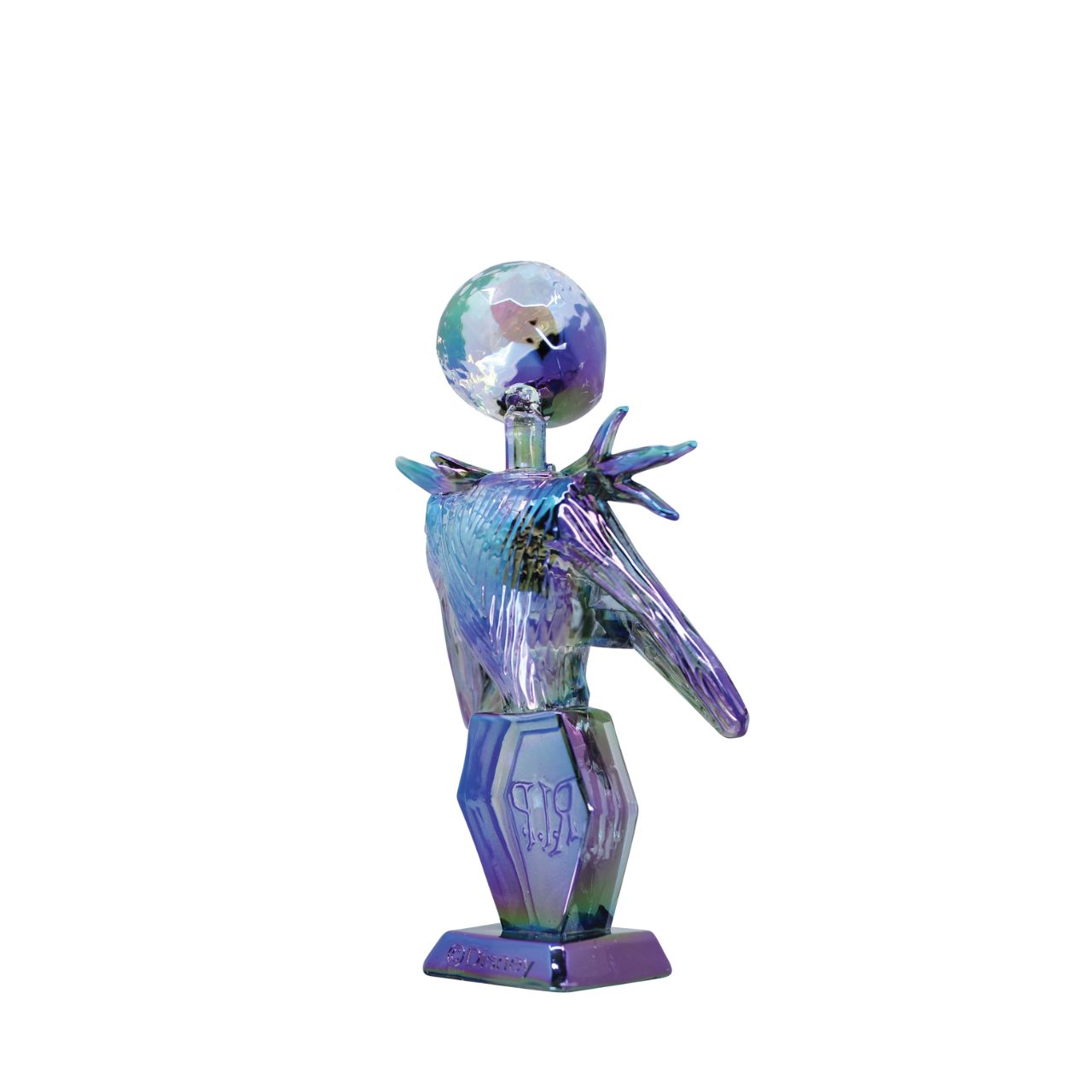 The pumpkin King has been immortalised in facet form in this stylish and elegant bust. Made with "gem cut" style acrylic, he is perfect for any fan of Nightmare Before Christmas. Comes in a fully branded window box.