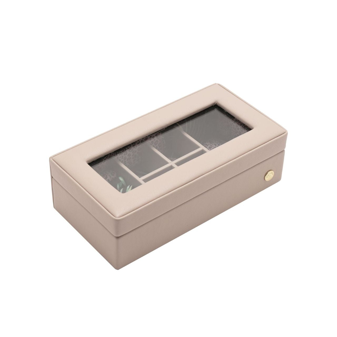 This striking jewellery case features a soft velvet interior.