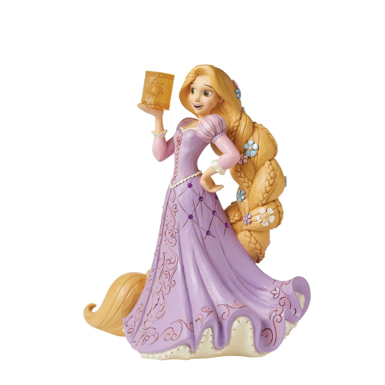 The beautiful dreamer that is Rapunzel from Disney's Tangled has now been recreated by artist Jim Shore as part of his deluxe Disney Traditions collection. Holding a clear resin lantern, Rapunzel is adorned with flowers in her hair and jewels in her dress, making her a truly breath-taking piece.