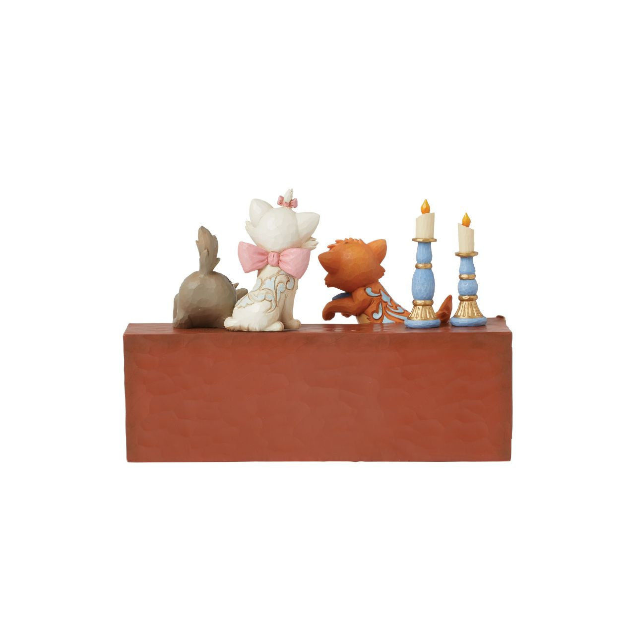 The mischievous but oh so cute kittens from Disneys Aristocats are ready play a tune. Berlioz, Marie and Toulouse are perched atop this piano, reminiscent of the iconic scene from the 1970 film, reimagined by Jim Shore as part of his Disney Traditions collections.