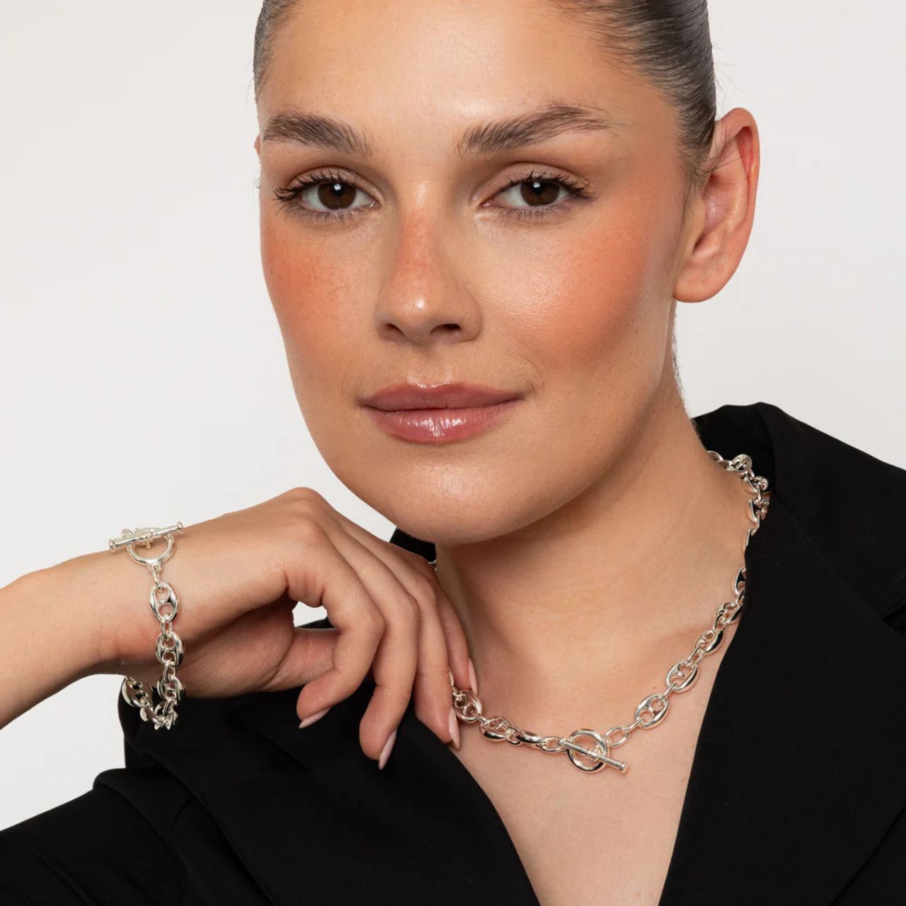 Beautiful coffee bean link necklace with ring & toggle fastening.