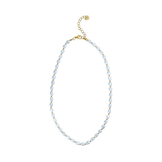 Elegant single strand faux pearl necklace in short length to suit layering.