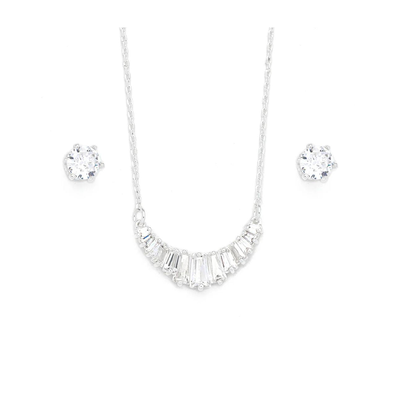 Beautiful necklace with baguette shape CZ stones, length 41 + 5cm extension, paired with discreet CZ studs. Silver plating.