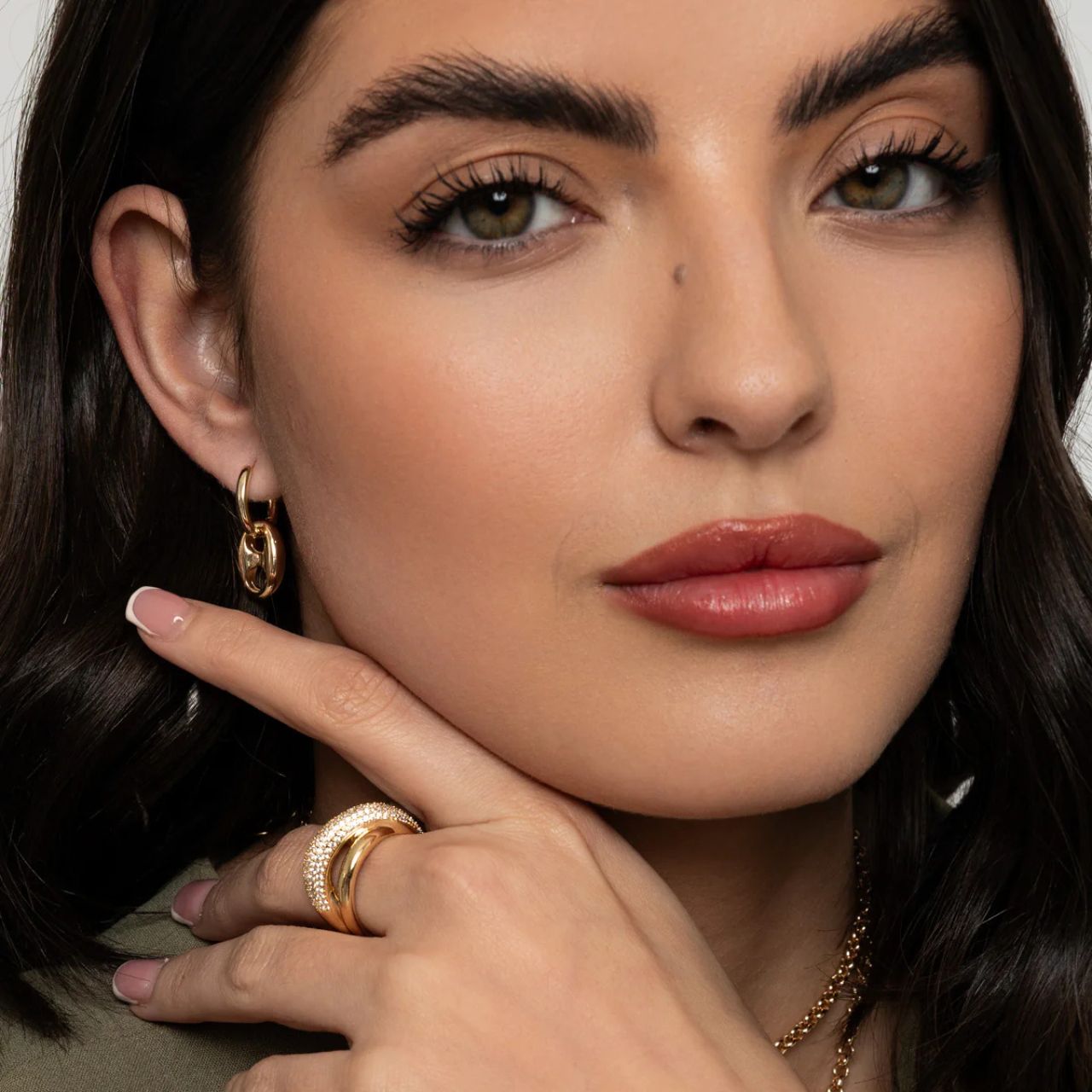 Lightweight contemporary style drop earrings with French clip fastening. Gold plating. Length 2.25cm.