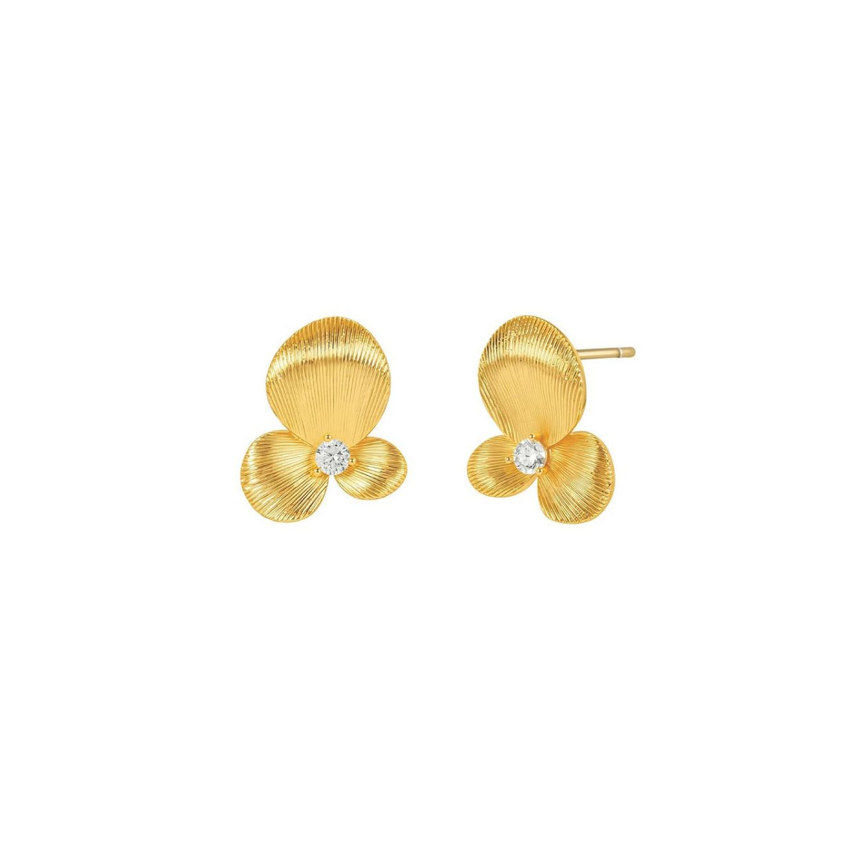 The Kinsley Earrings feature beautiful floral-inspired shapes finished in luxurious brushed 18 carat gold plating. Their softly textured finish adds a subtle touch of sophistication, while the 1.5cm size makes them perfect for everyday wear or dressing up for a special occasion.
