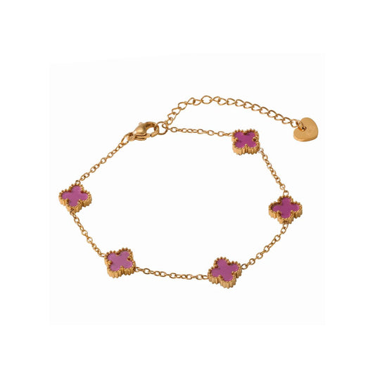 Pretty & delicate lavender clover bracelet with lobster claw fastening.