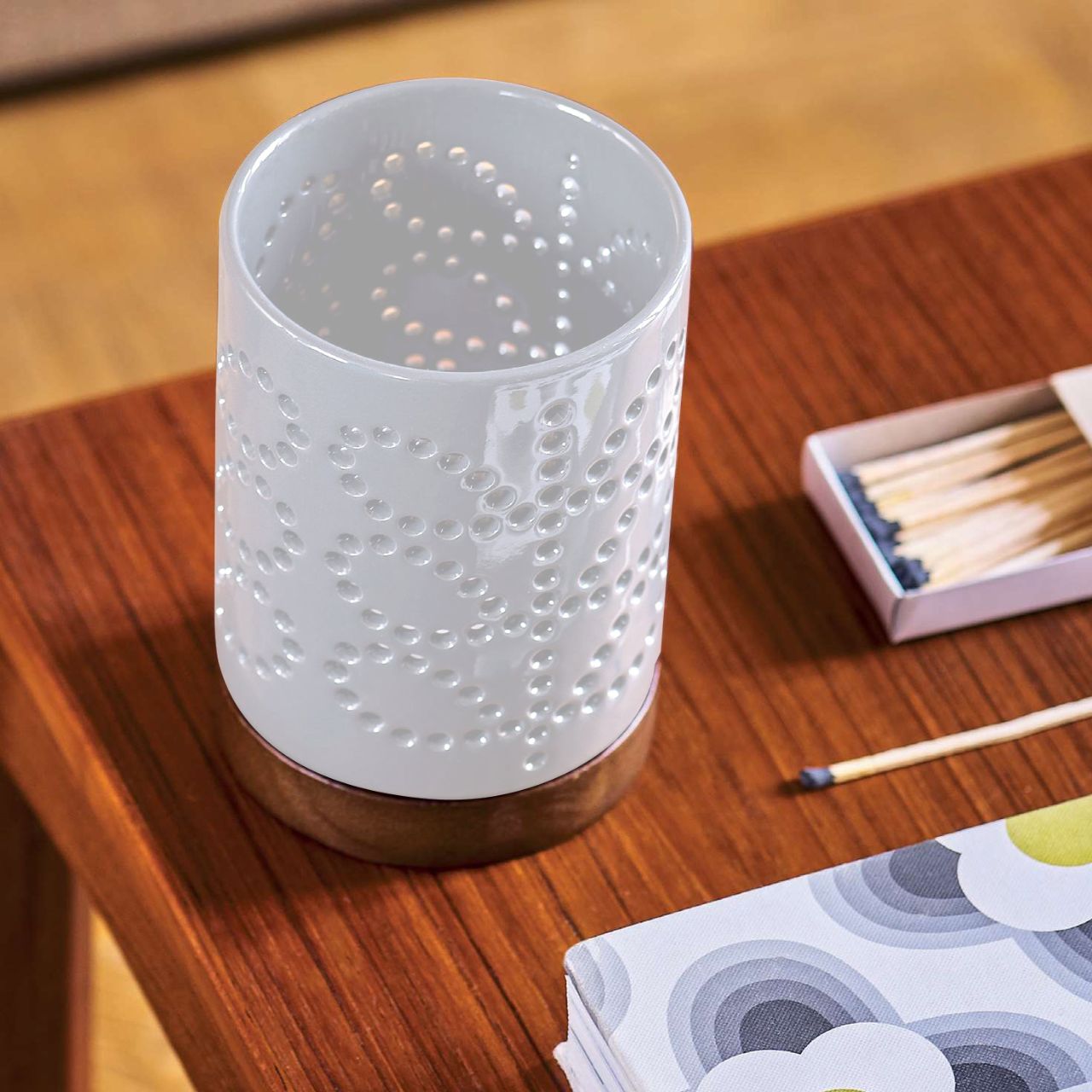 Orla Kiely Ceramic Lantern Linear Stem Cream of Blarney