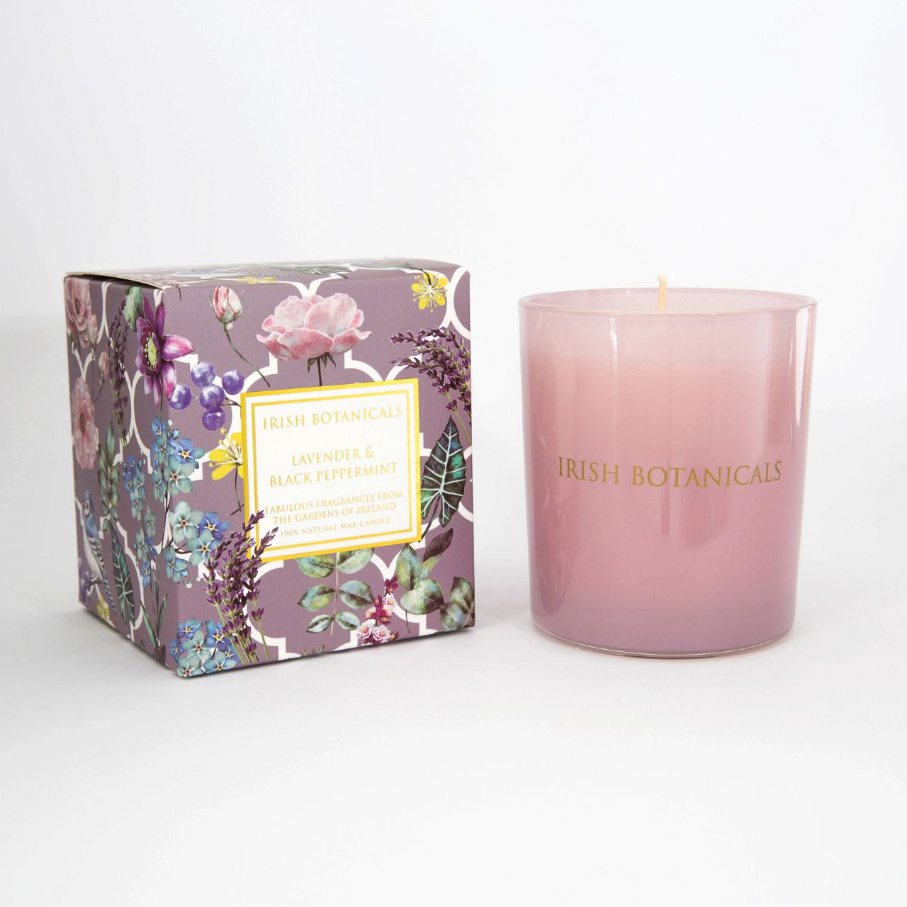 Fresh garden lavender and gorgeous black peppermint makes this the most gorgeously fresh and relaxing scent. Packed in the most irresistible packaging, this really is the most gorgeous gift for everyone, especially you! Burn time 40 hours 100% Natural Wax. Cotton Wick.