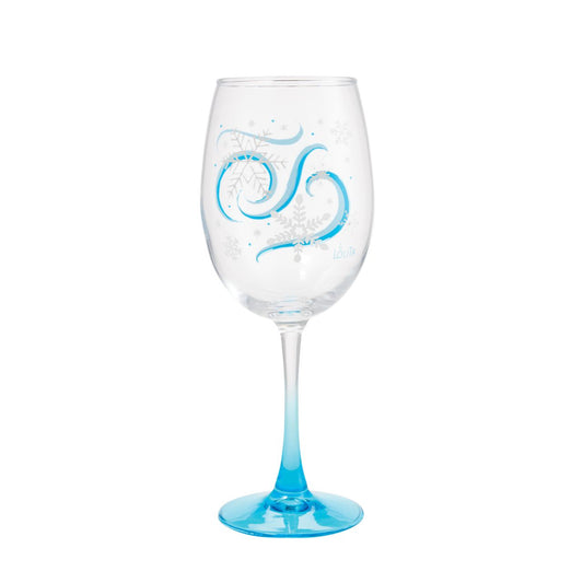 Toast to snow days with this Celebrations by Lolita wine glass, featuring a transparent gradient effect and falling snow decal. Featuring blue gusts of winter wind and unique snowflakes, this glass brings winter's peaceful elegance inside for wine night.