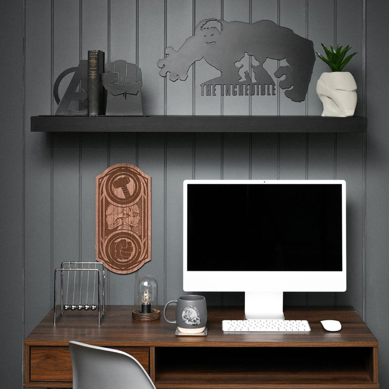 Indulge in your morning brew with the Avengers Captain America Mug, a ceramic dream for any Marvel fanatic. Its striking Avengers logo, embossed on a cool grey backdrop, captures the essence of Captain America's charm.