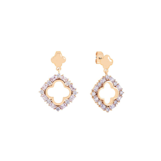 Inspired by the timeless elegance and fiery spirit of Ireland’s beloved Maureen O’Hara, this collection celebrates strength, grace, and enduring beauty.