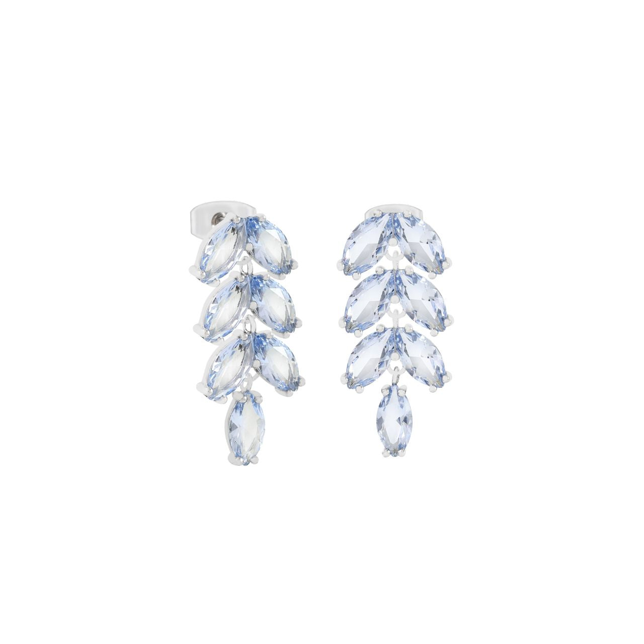 Inspired by the timeless elegance and fiery spirit of Ireland’s beloved Maureen O’Hara, this collection celebrates strength, grace, and enduring beauty.