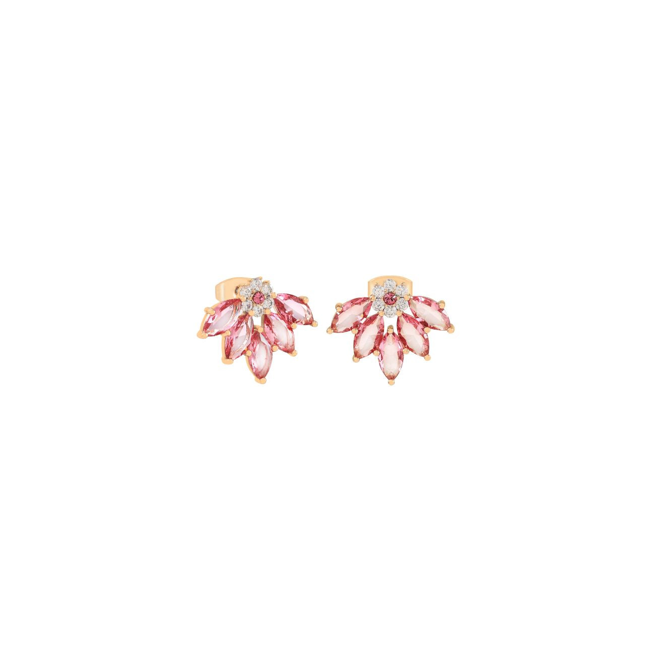 Inspired by the timeless elegance and fiery spirit of Ireland’s beloved Maureen O’Hara, this collection celebrates strength, grace, and enduring beauty.