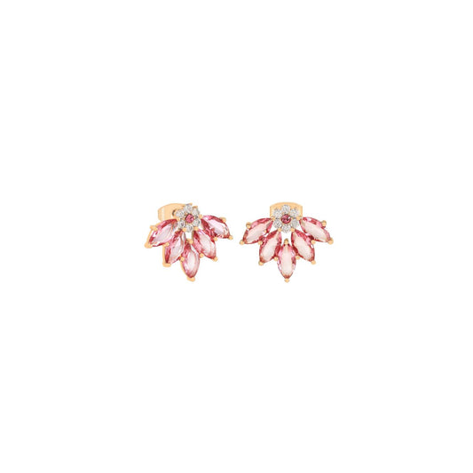 Inspired by the timeless elegance and fiery spirit of Ireland’s beloved Maureen O’Hara, this collection celebrates strength, grace, and enduring beauty.