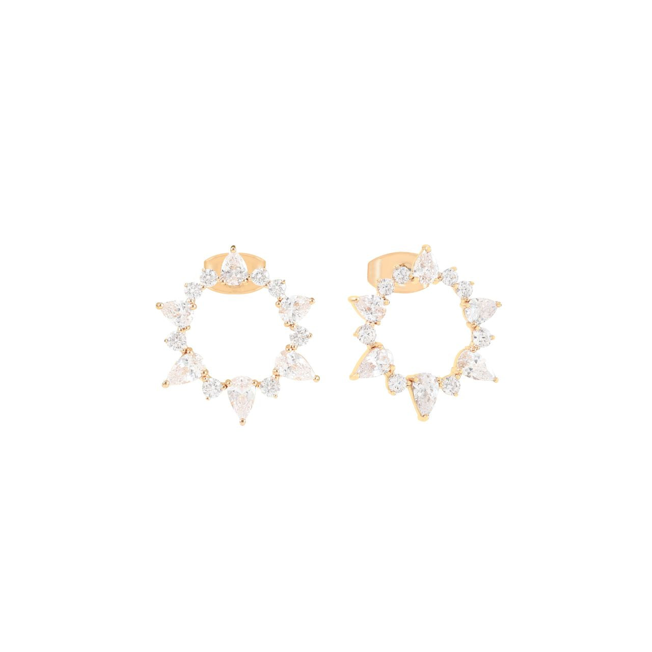 Inspired by the timeless elegance and fiery spirit of Ireland’s beloved Maureen O’Hara, this collection celebrates strength, grace, and enduring beauty.