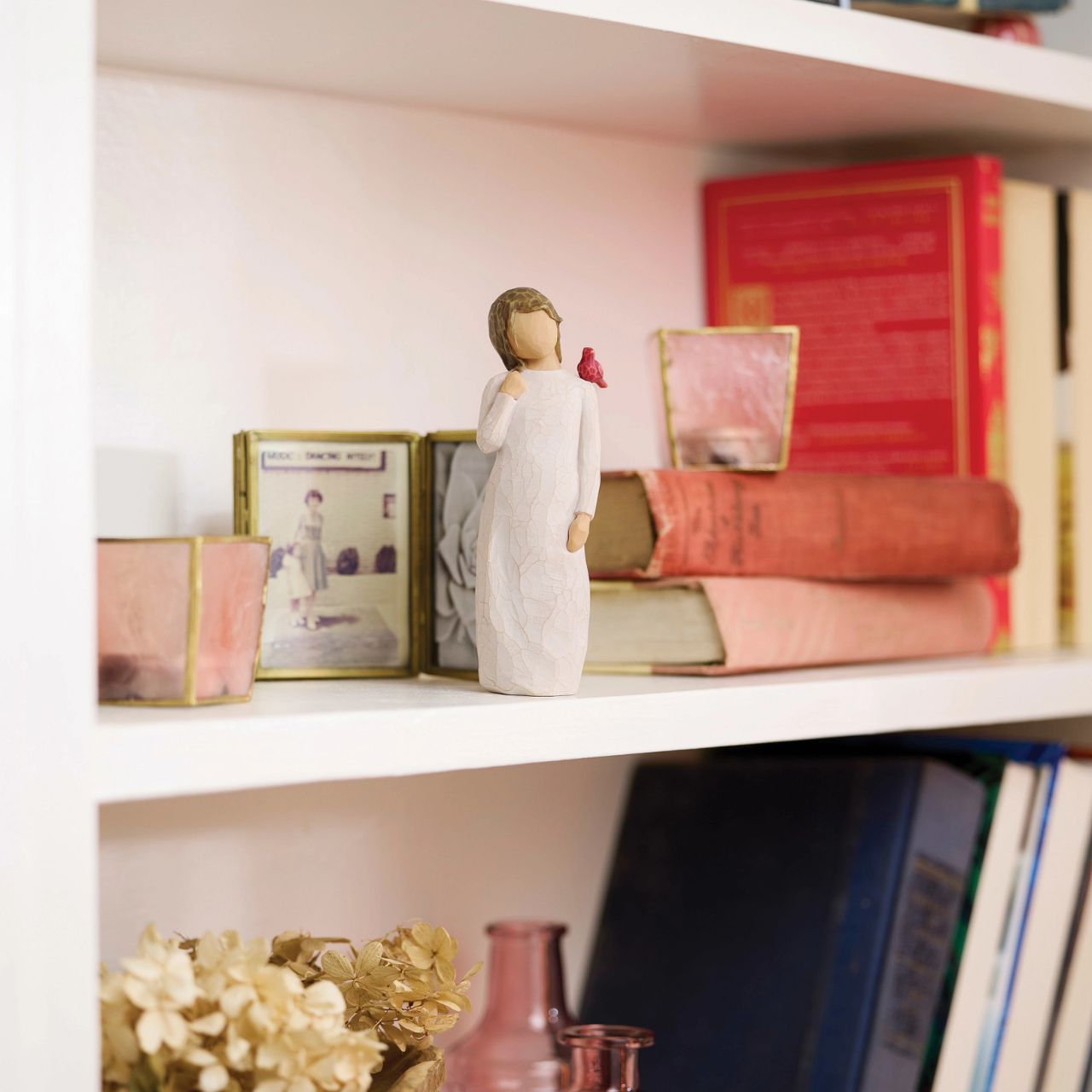 This Messenger figurine by Willow Tree includes the sentiment ''bringing comfort and love from afar'' Sometimes we see something, and it evokes a feeling, a memory, a presence of one we miss.