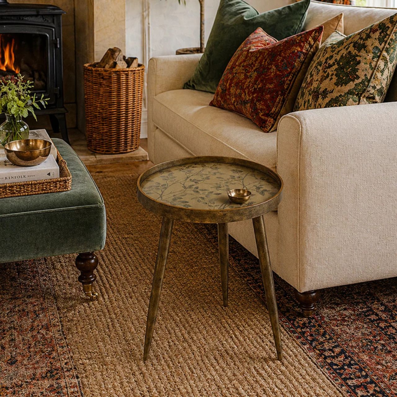 Introducing our Oriental Tree Side Table – a stunning fusion of rugged elegance and delicate beauty.