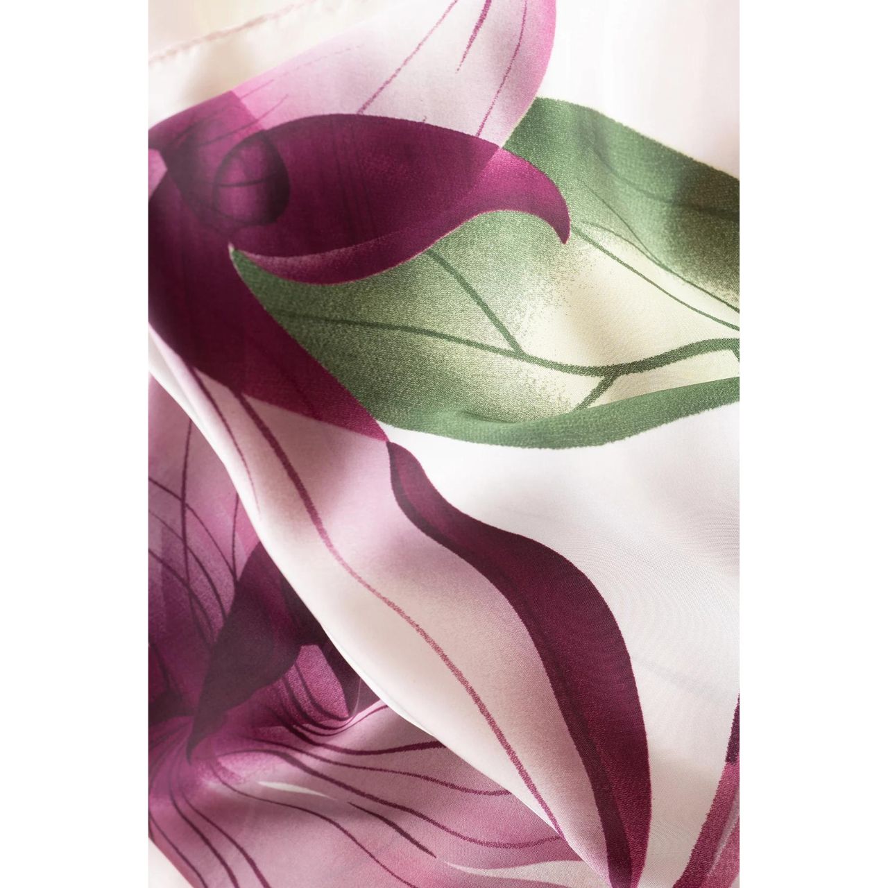 Mulberry Blossom Polyester Scarf  ﻿Our Mulberry Blossom Polyester Scarf is the perfect rich colour that will draw attention and complement any outfit. This rich, soft and comfortable scarf is a must have and also comes in a beautiful box ready for gifting. A touch of luxury for everyday life and perfect for all seasons.