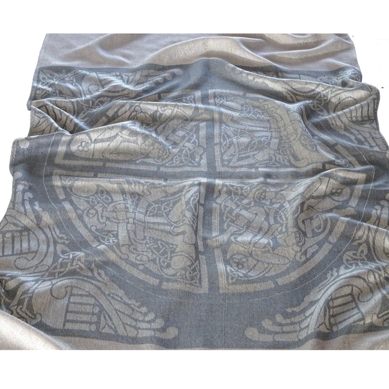 Irish Wrap – Blasket by Mulligans  “A splash of Celtic splendour”  Each of these Mulligans Ireland “Island Range” of wraps has been inspired by and named after an Irish Island. Each one comes with a story about the island, its history and inhabitants.