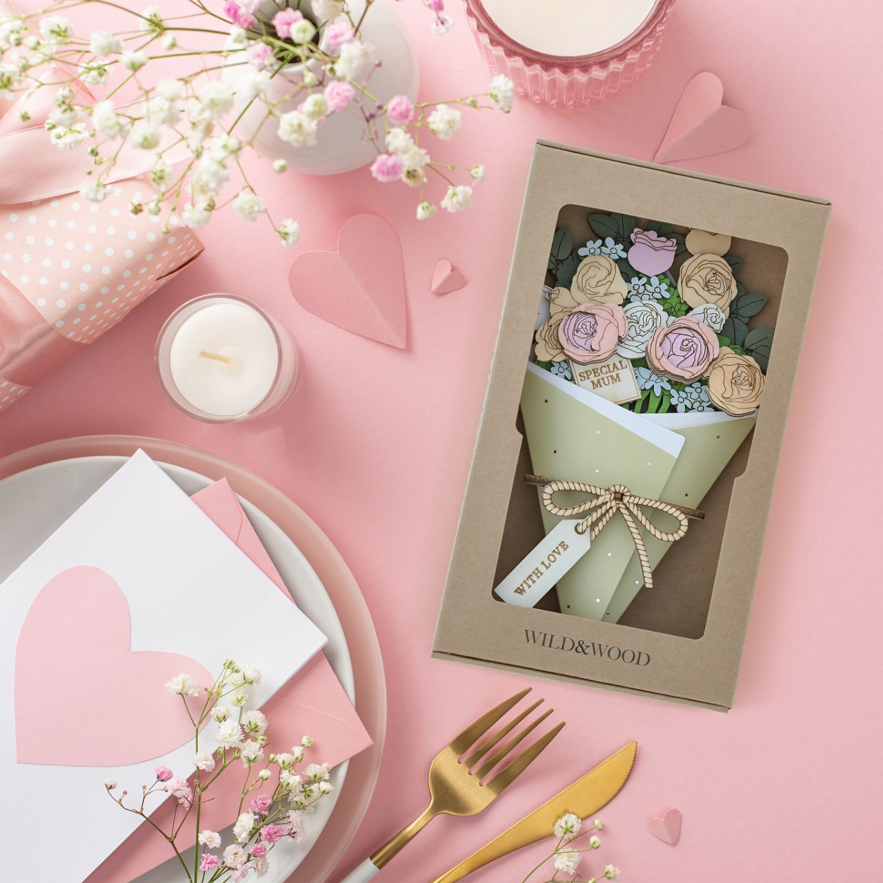 Surprise and delight someone with a beautiful bouquet figural card - Send them loads of love through the post with our letterbox inspired 3D figurine card.