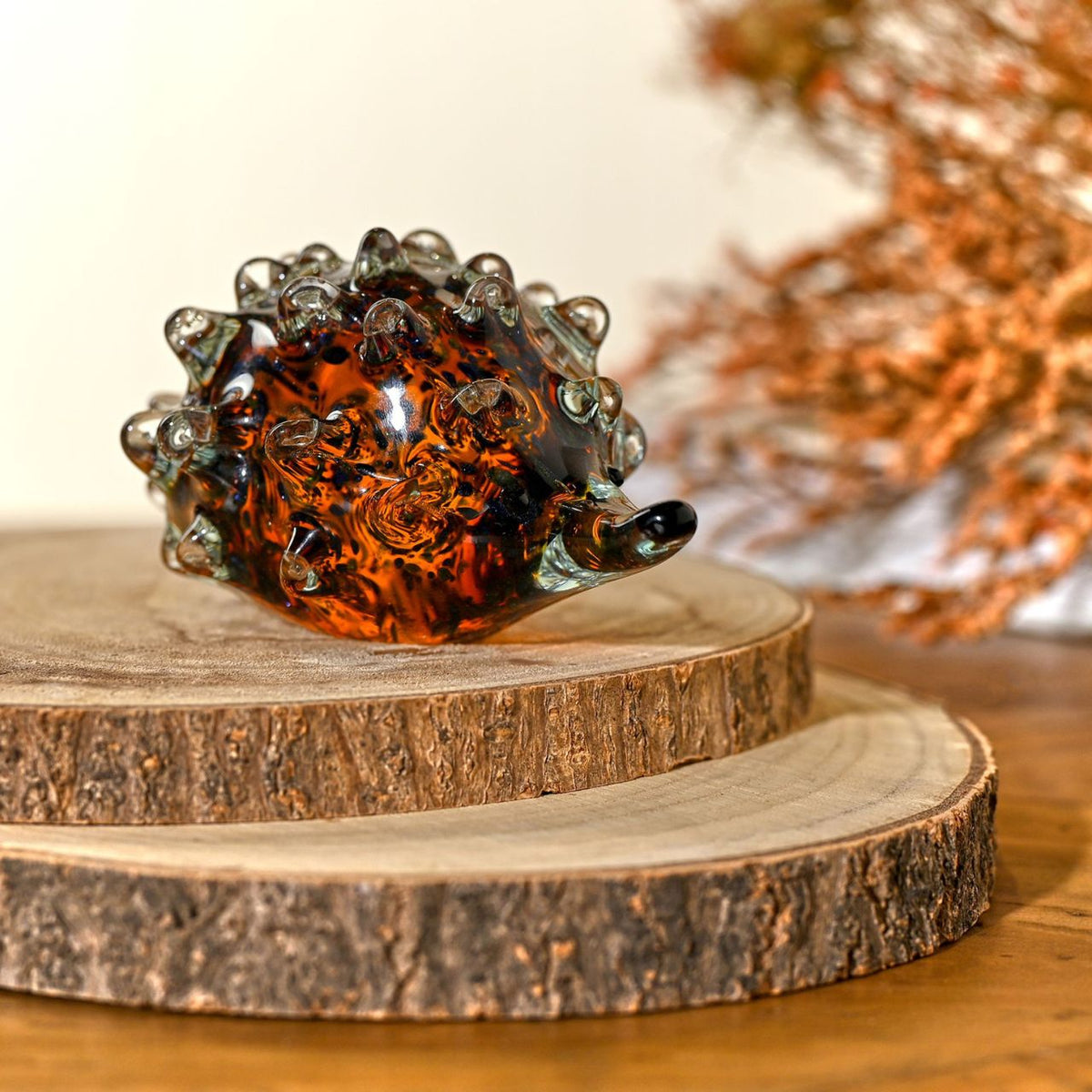 The Objets d'art Glass Figurine – Hedgehog is a charming little sculpture that captures this beloved creature.
