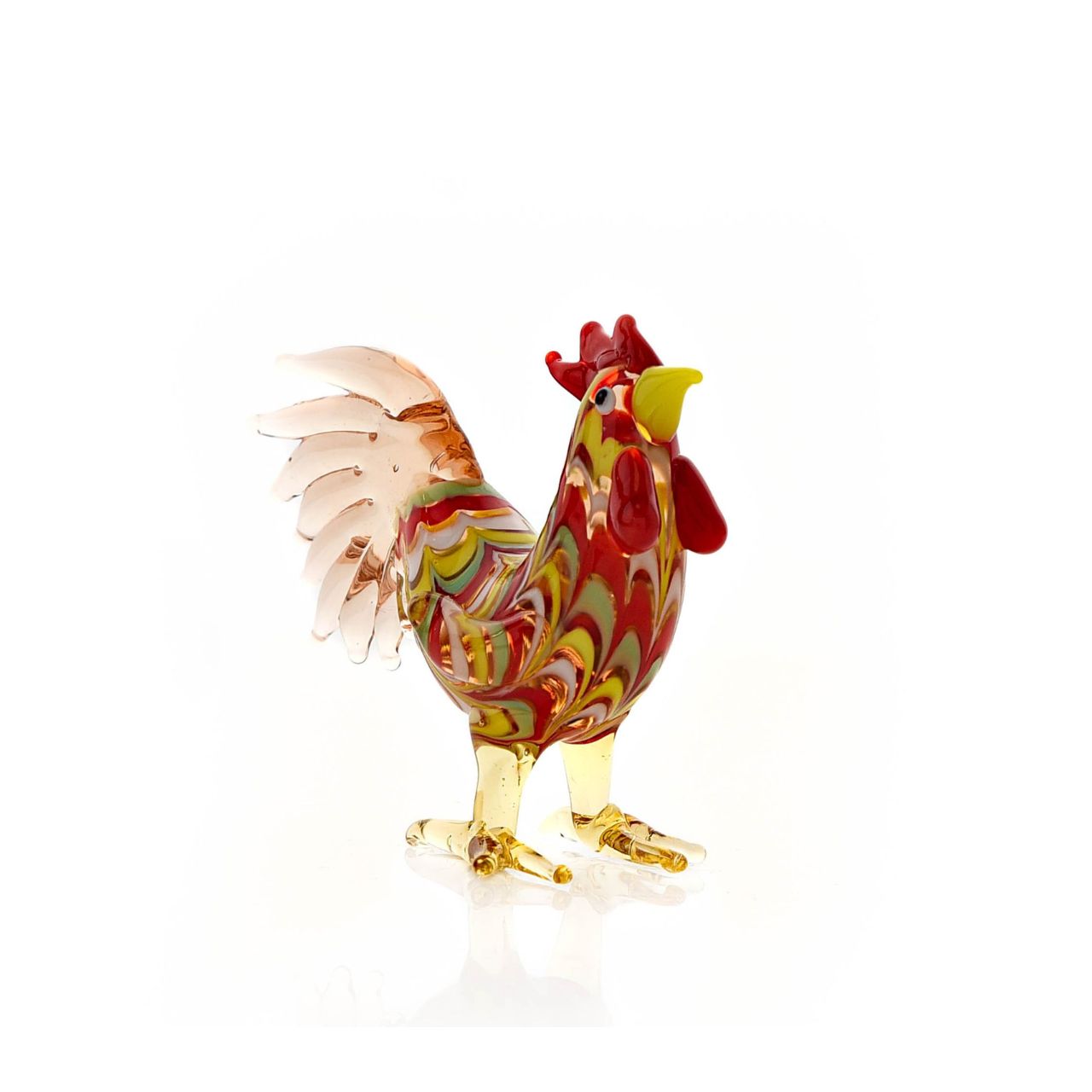 100% unique hand blown glass, this would be a perfect gift option to show loved ones you care. With a vibrant and colourful body, this rooster ornament is sure to be a firm favourite amongst guests this year.