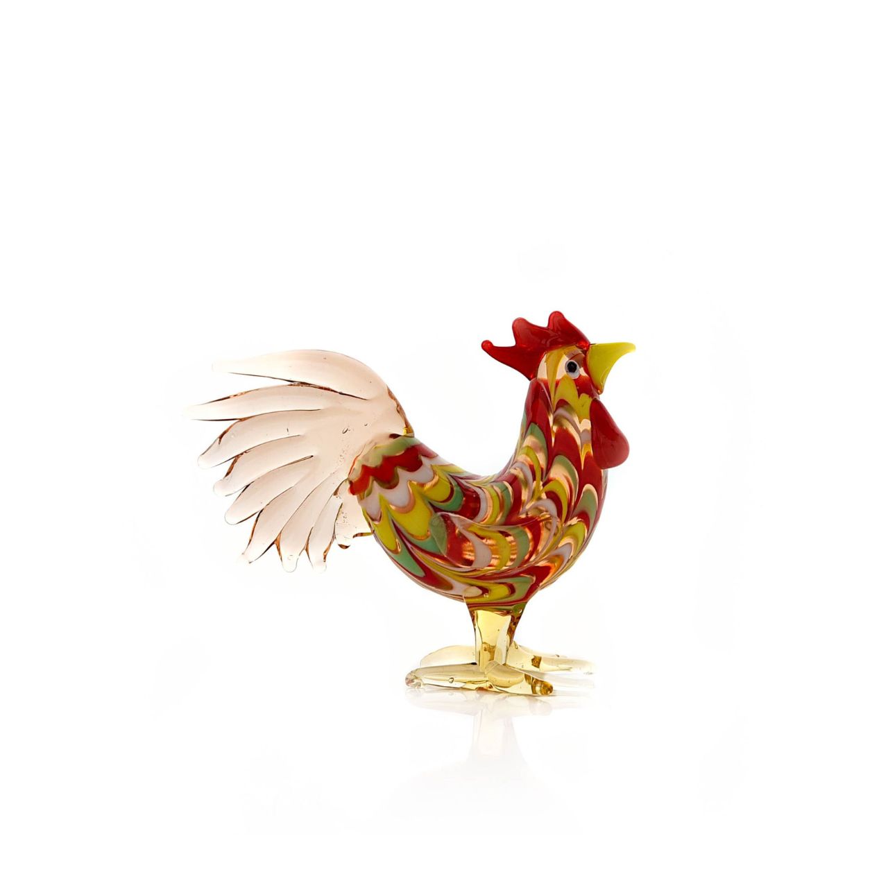 100% unique hand blown glass, this would be a perfect gift option to show loved ones you care. With a vibrant and colourful body, this rooster ornament is sure to be a firm favourite amongst guests this year.