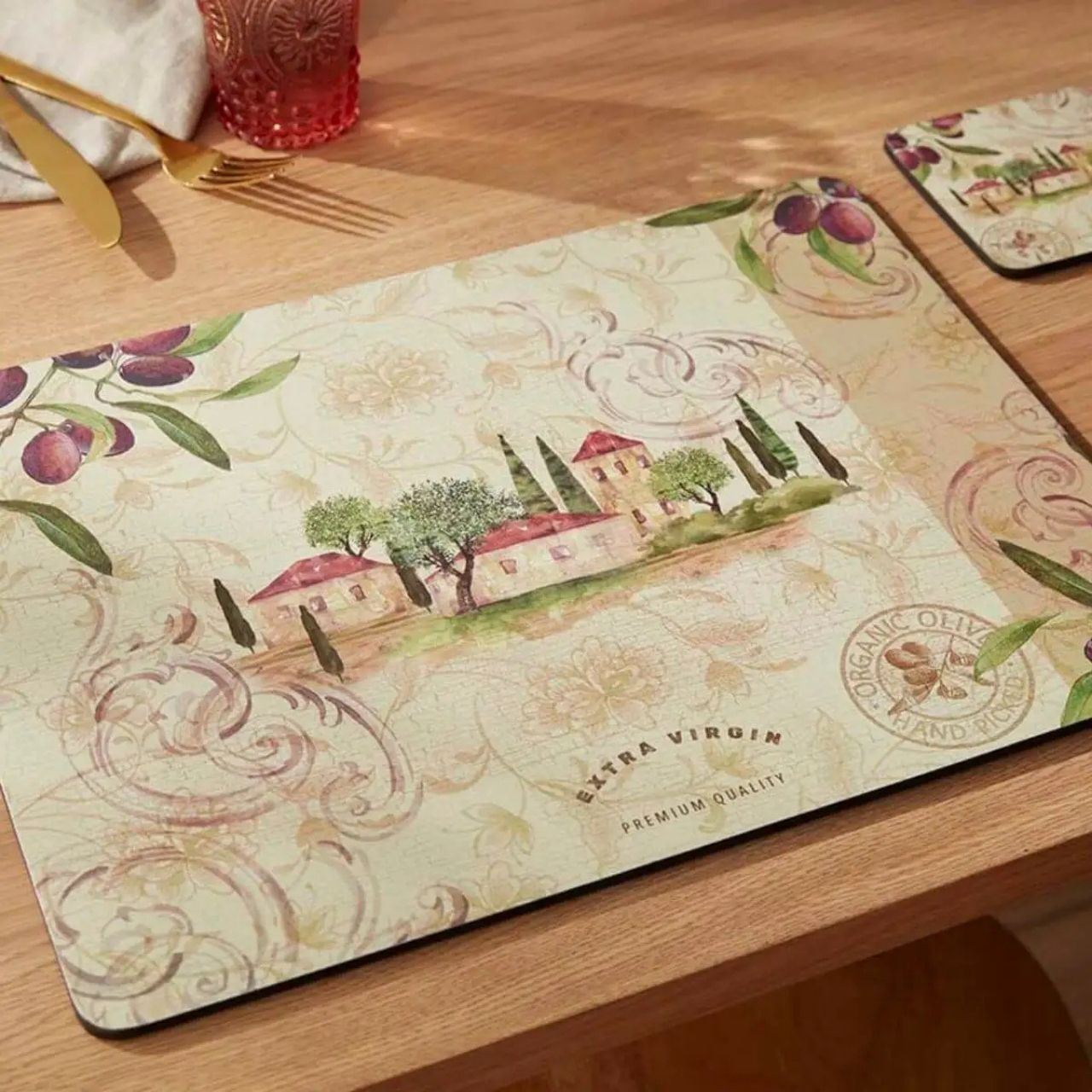 Rustic beauty combined with a robust design make these placemats a must-have.