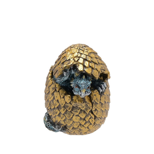 This majestic figurine captures the mythical world of dragons for those obsessed with fantasy.